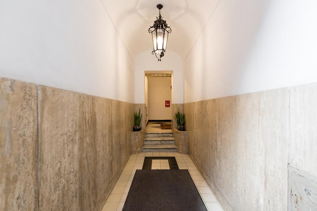 Casa Vacanze Colosseum By Alice Roma Exterior foto